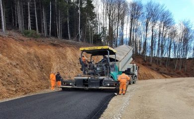 Започна асфалтирането на ГКПП Рудозем-Ксанти