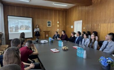 Кметът на Златоград: Важно е младите да ни партнират при значими решения